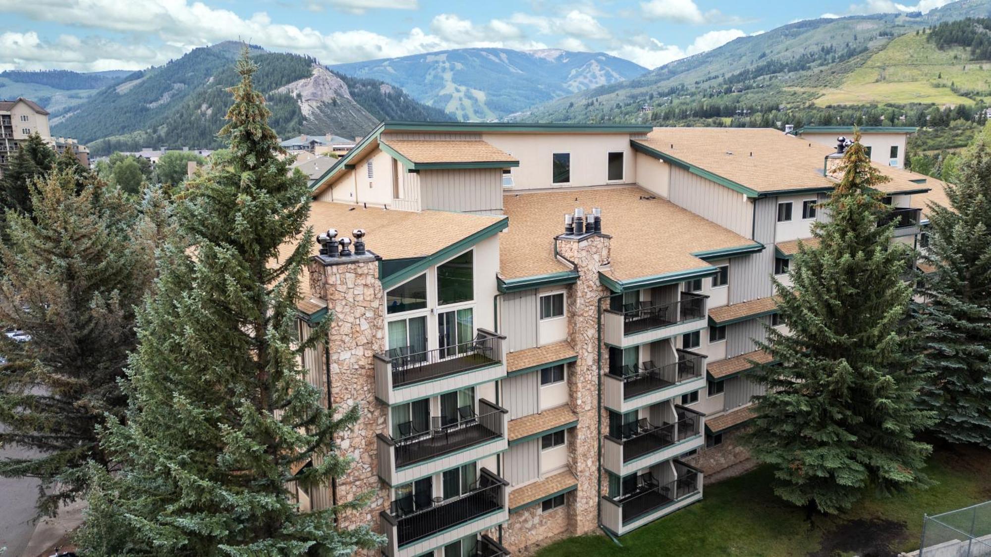 Falcon Point Эйвон Экстерьер фото